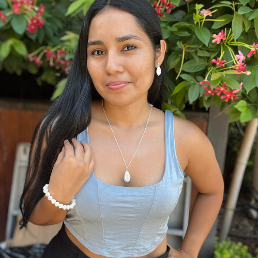 Vicki Mother of Pearl Earrings