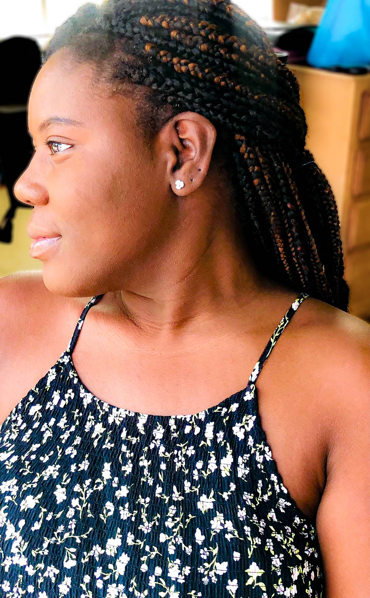 Niña Handmade Flower Stud Earrings