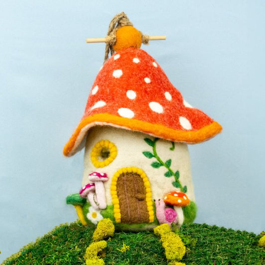 Fungi House Wool Birdhouse