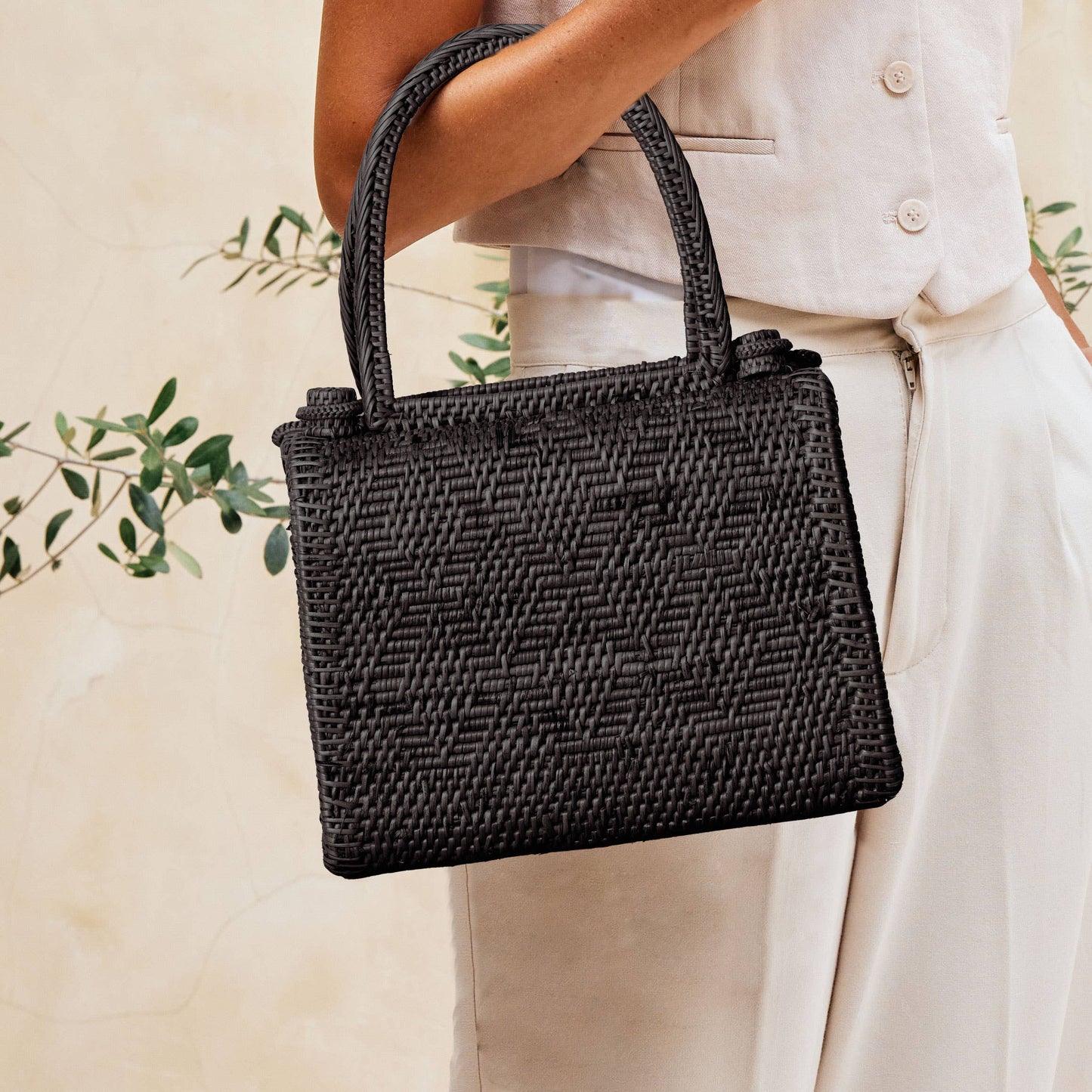 Black Ata Vine Handbag