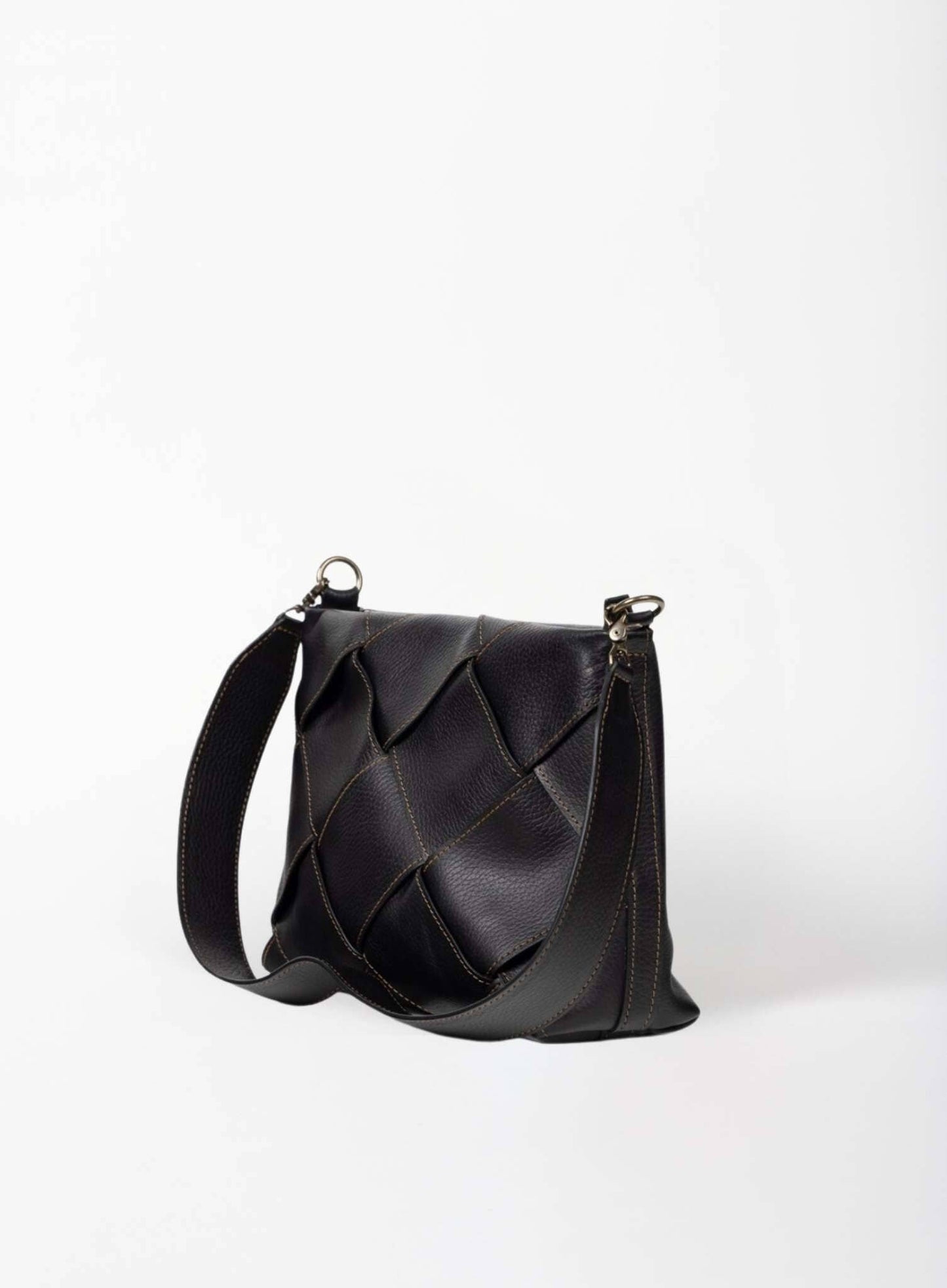 Optimal Shoulder Bag in Black