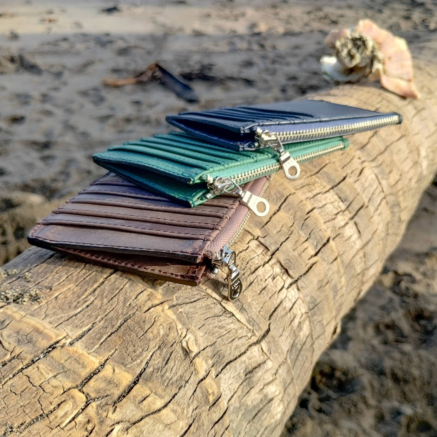 Leaf Green Zippered Card Wallet