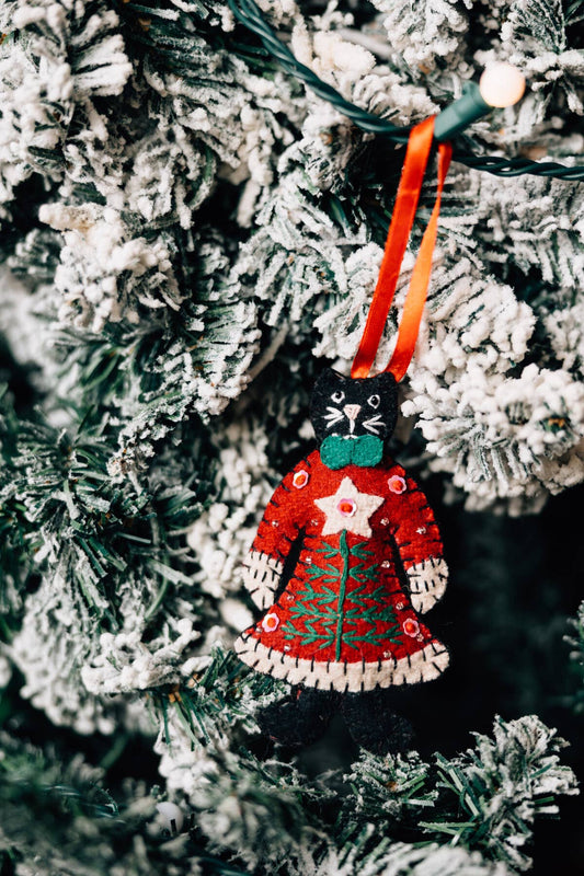 Mrs. Cat Claws Felt Ornament