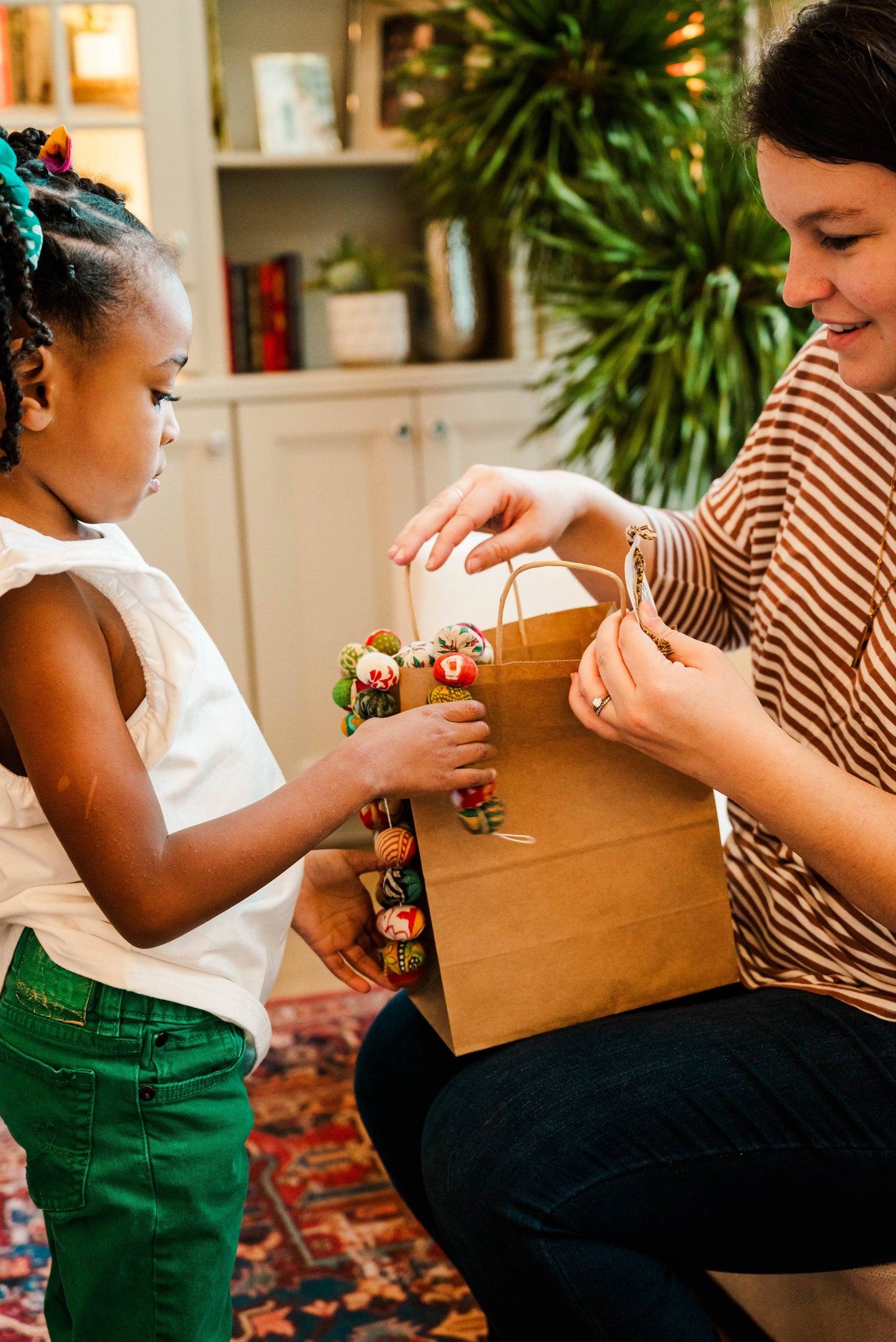 Christmas Sari Bead Garland (Red & Green)