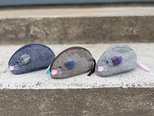 Juniper Mouse Purse: Purple