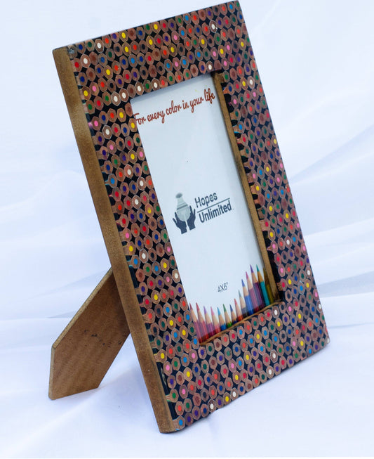 Recycled Pencils Picture Frame: 4 x 6