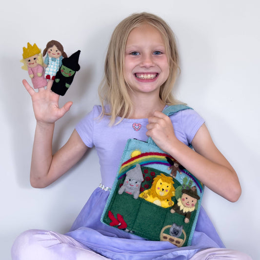 Felt Wizard of Oz Finger Puppet Bag