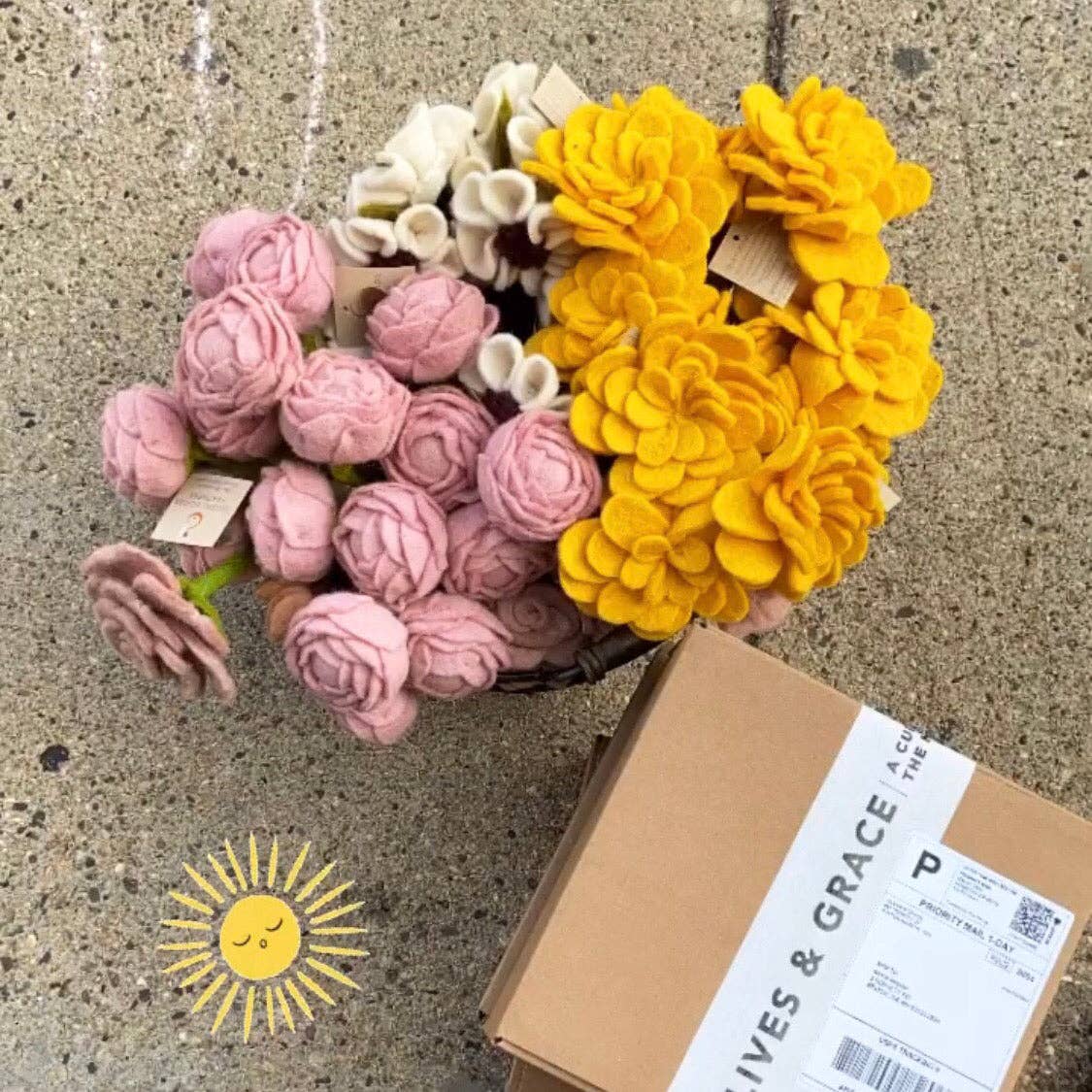 Felt White Zinnia Flower