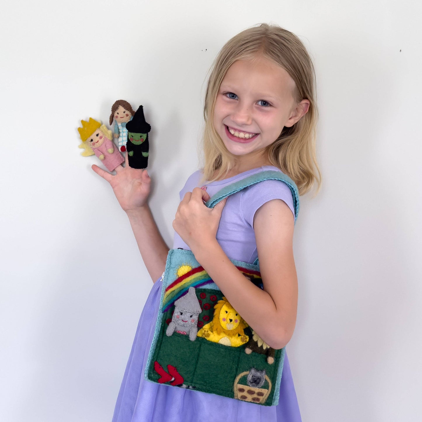 Felt Wizard of Oz Finger Puppet Bag