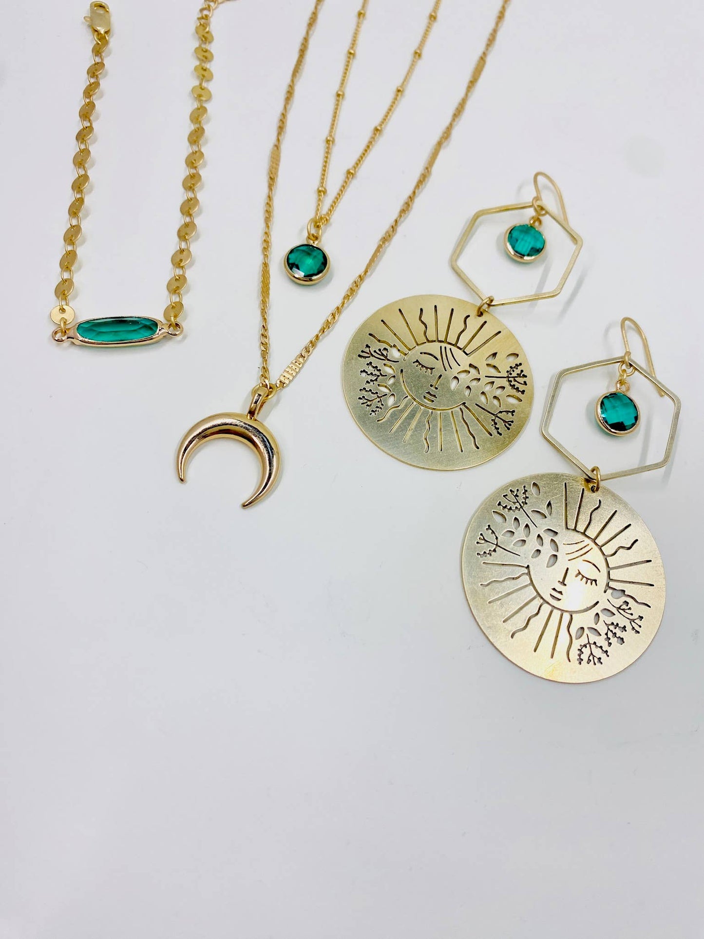 Round Faceted Sea Green Glass Pendant