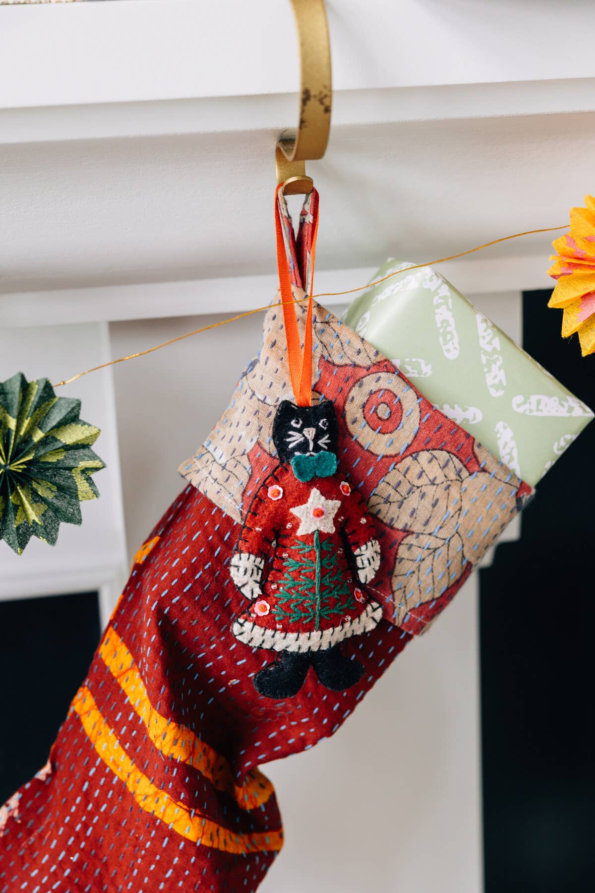 Mrs. Cat Claws Felt Ornament