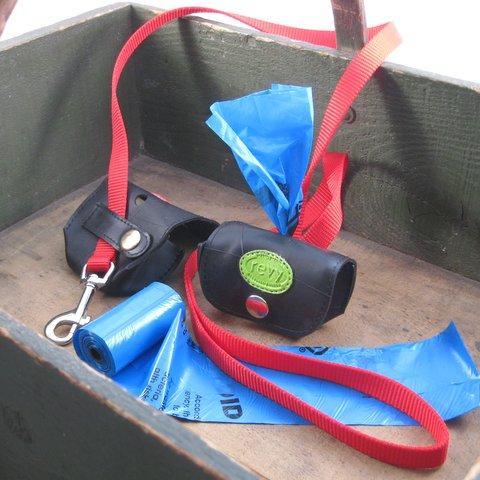 Rubber Doggy Snap Bag Holder